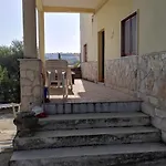 Apartment Matassa 2 Vista Mare In San Menaio
